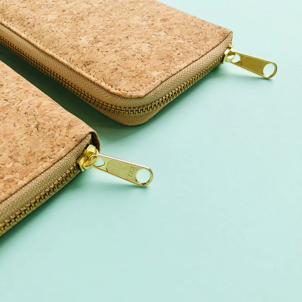 Iggy Long Cork Zipper Wallet in Classic