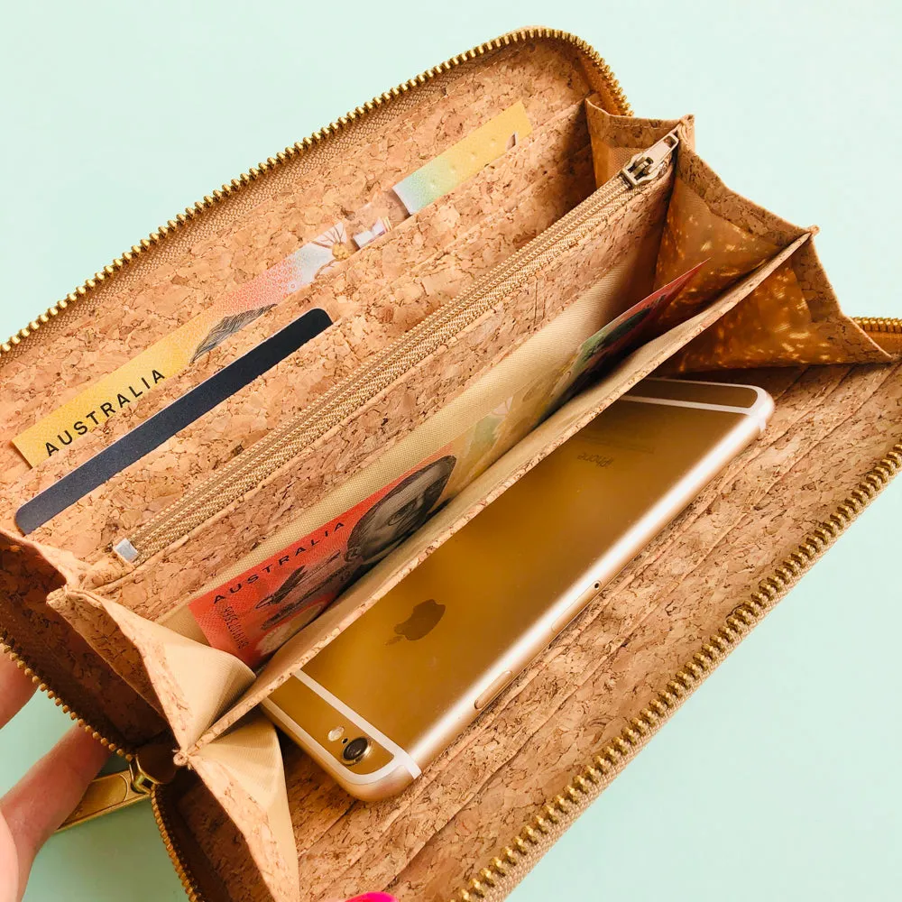 Iggy Long Cork Zipper Wallet in Classic
