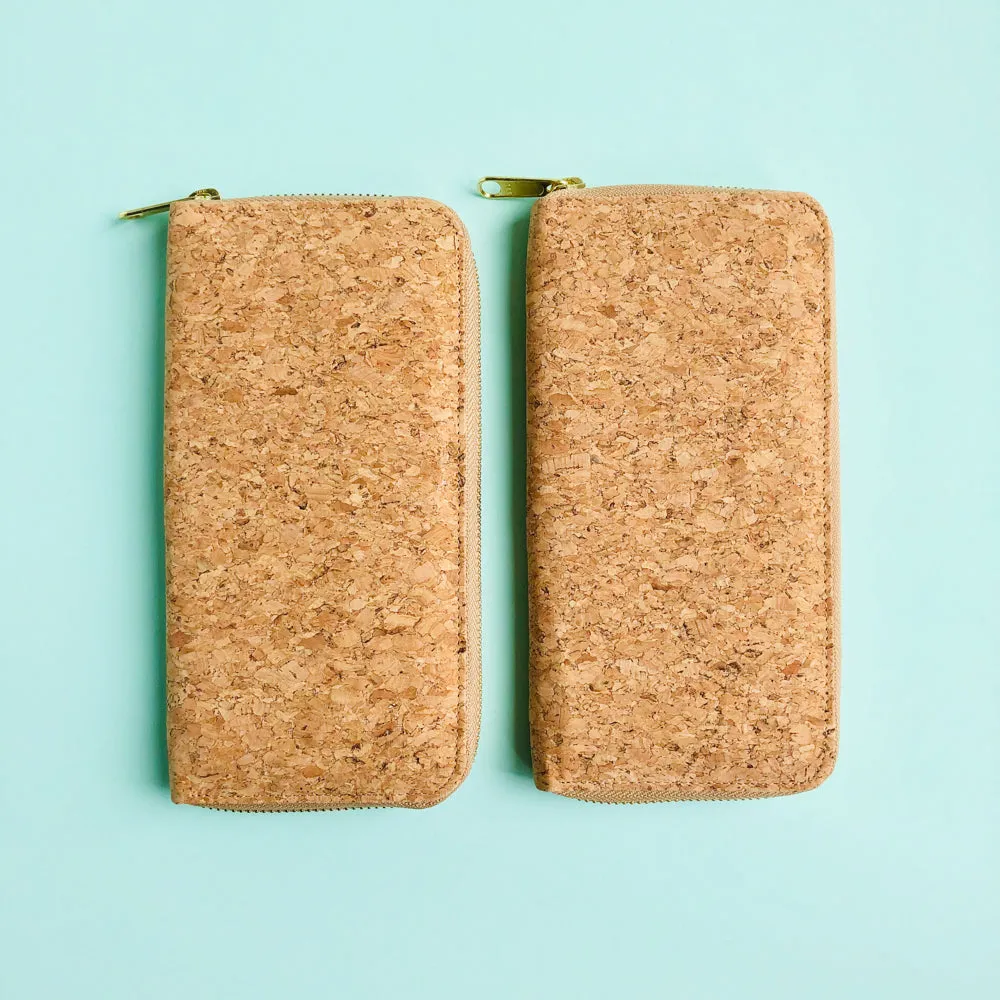 Iggy Long Cork Zipper Wallet in Classic